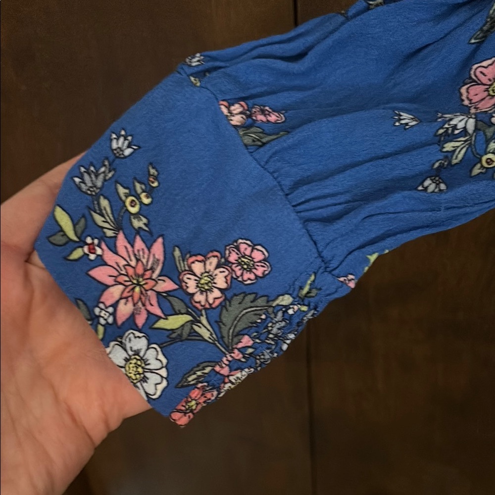 LOFT 🩷Blue White and Pink Ruffled Floral Long Sleeve Blouse - Picture 5 of 5